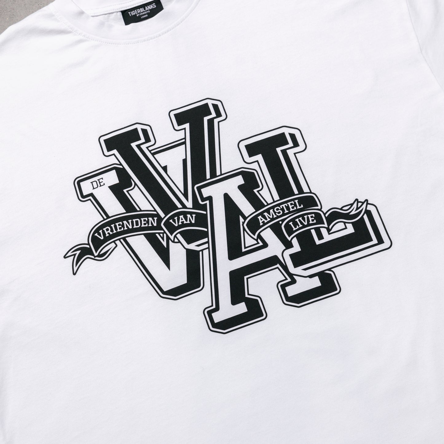 Champions tee white