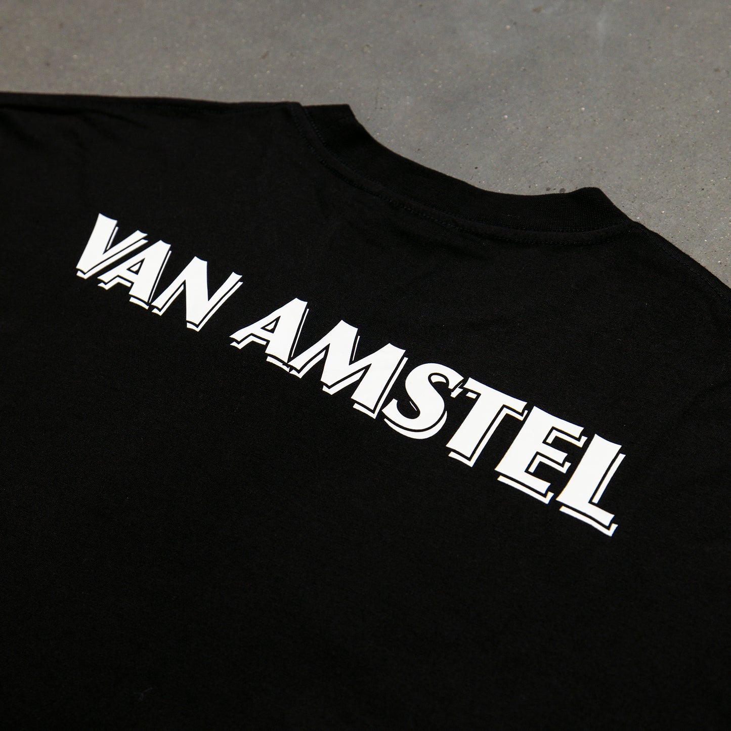 Vriend tee black