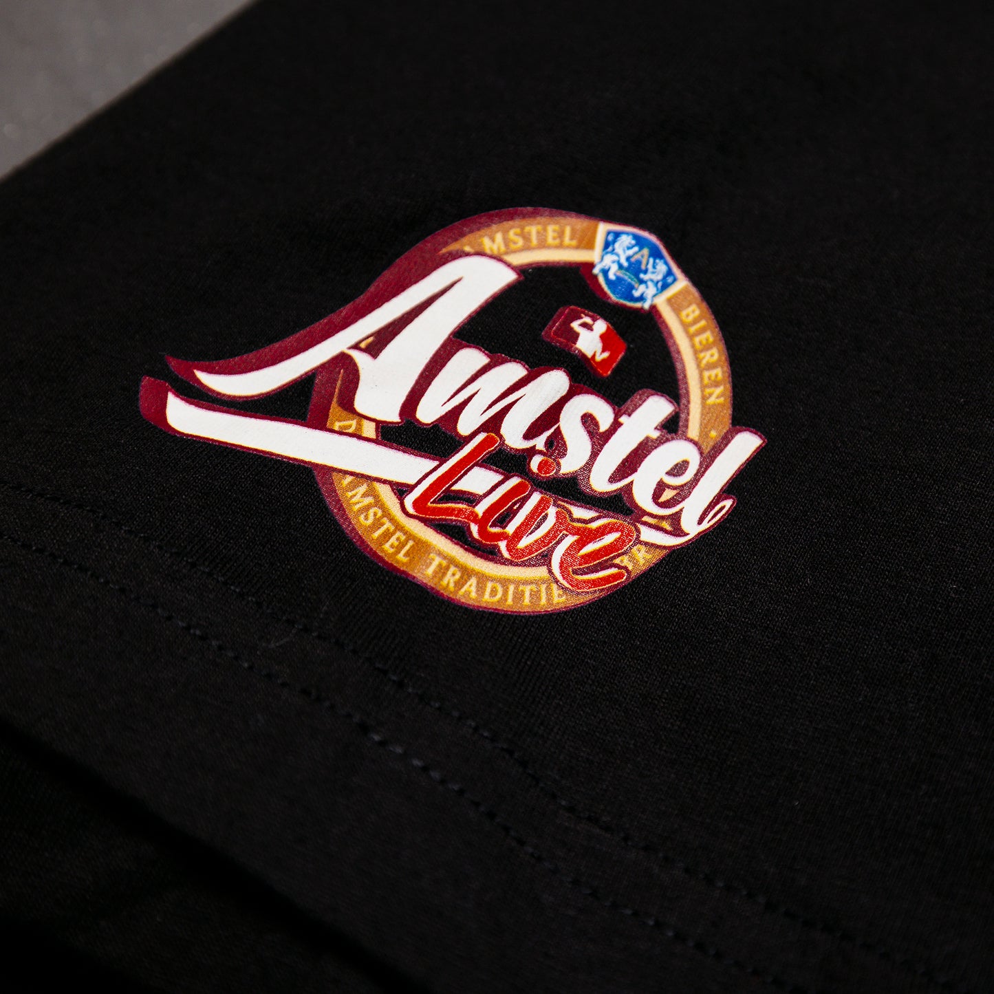 Vriend tee black